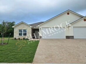 Building Photo - 125 W Windmill Wy
