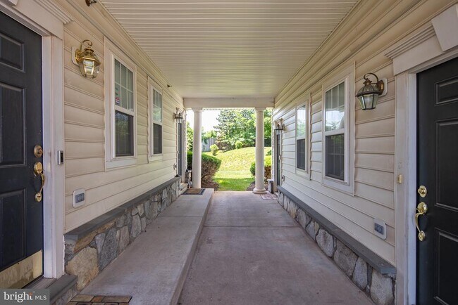 Foto del edificio - 14483 Macon Grove Ln