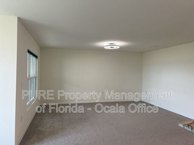 Building Photo - 8956 SW 49th Cir