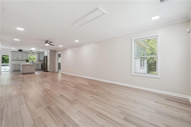 Building Photo - 3563 Knight Rd