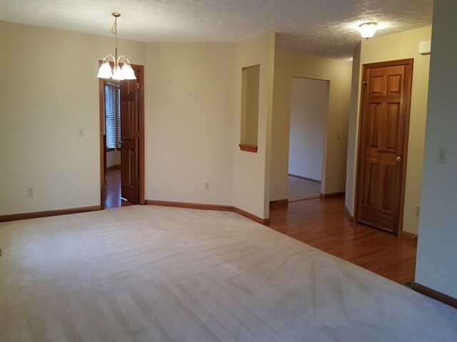 Building Photo - 2630 Alexander Court