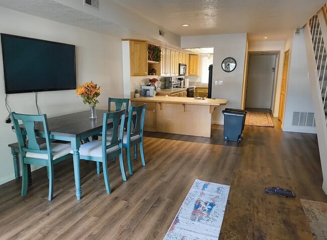 Foto del edificio - 2 Bedroom/1.5 Bathroom unit in Magna!