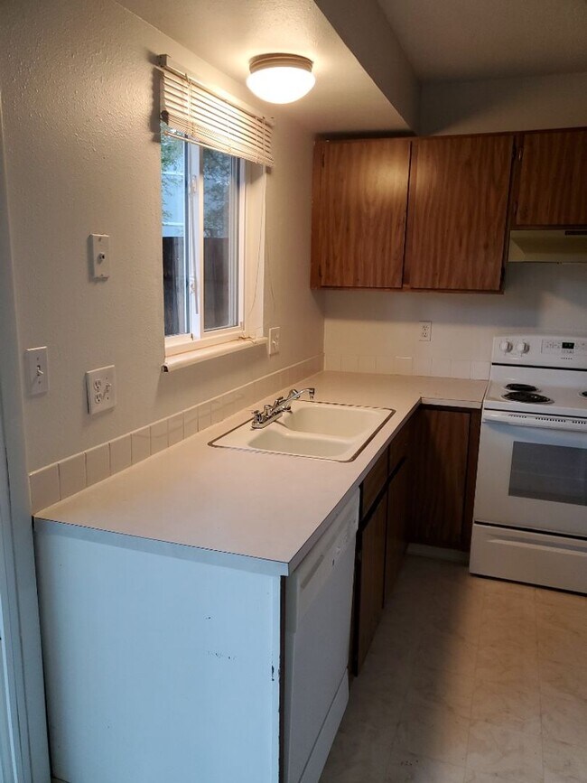 Foto del edificio - 619-621 Parker St