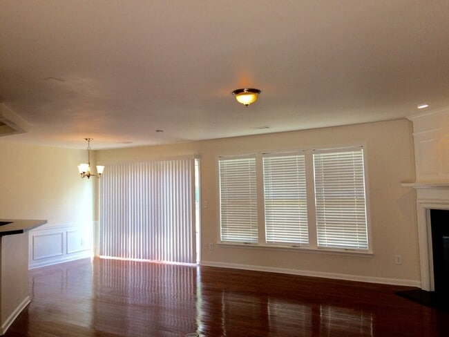 Foto del edificio - 3274 Saville St SW