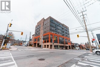 Building Photo - 427 Aberdeen Ave