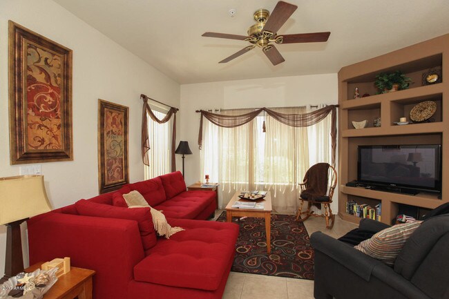 Building Photo - 16616 E Gunsight Dr
