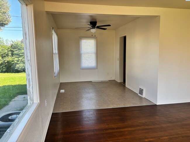 Building Photo - 314 Craighill Ave