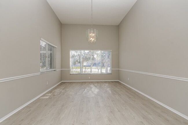 Building Photo - 2877 48th Way E