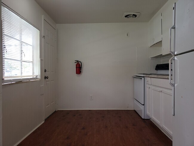 Foto del edificio - 3900 55th Ave N