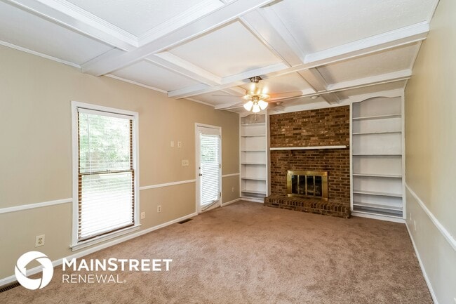Building Photo - 8105 Thornwood Rd