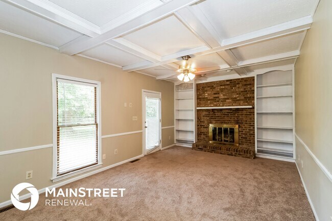 Foto del edificio - 8105 Thornwood Rd