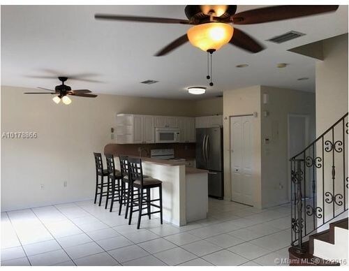 Building Photo - 13390 SW 143rd Ter