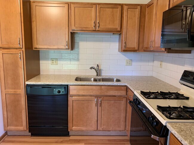 Cocina - 400 Parkside Dr