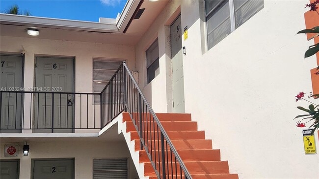 Building Photo - 3090 Coral Springs Dr