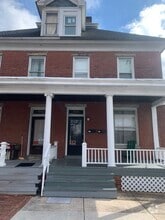 Building Photo - 500 N Mulberry St