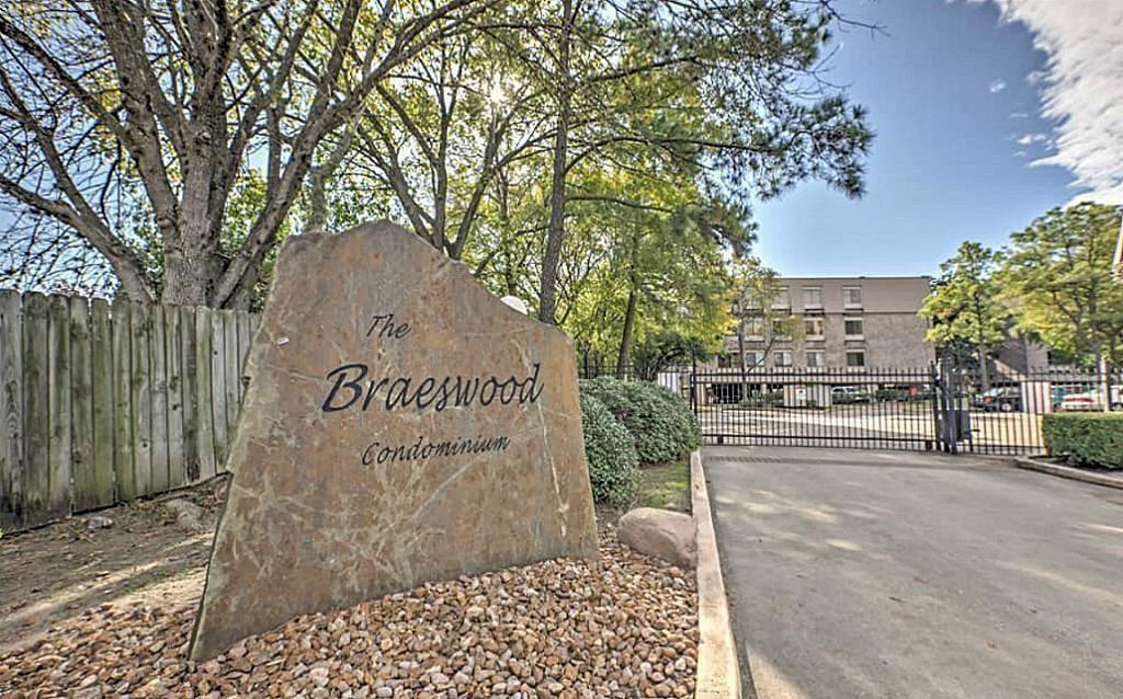 Foto principal - 2209 S Braeswood Blvd