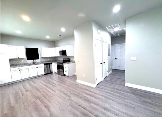 Foto del edificio - 3521 Old Union Rd