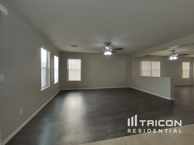 Building Photo - 45554 W Ranch Rd