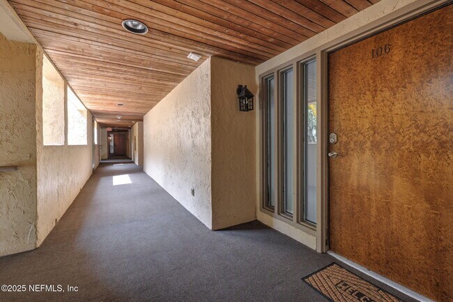 Foto del edificio - 3106 Harbor Dr