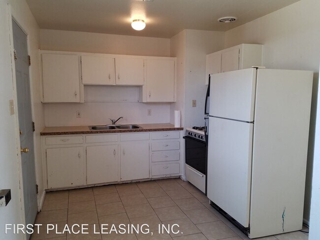 Building Photo - 3 br, 1 bath House - 3008 Sheridan St.