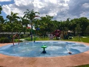 Foto del edificio - 5758 NW 97th Pl