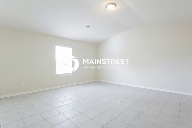 Building Photo - 3 Bedroom Pet-Friendly Home in Burlington, NC with Main Street Renewal