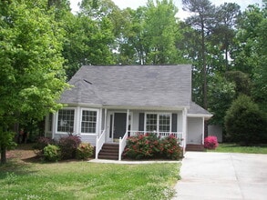 Building Photo - 327 Westridge Ct