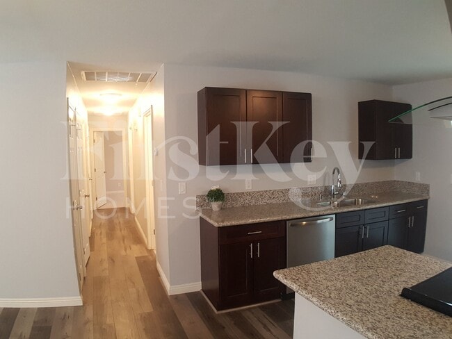 Foto del edificio - 2012 Bennett St