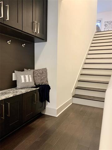 Foto del edificio - 5631 Belmont Ave