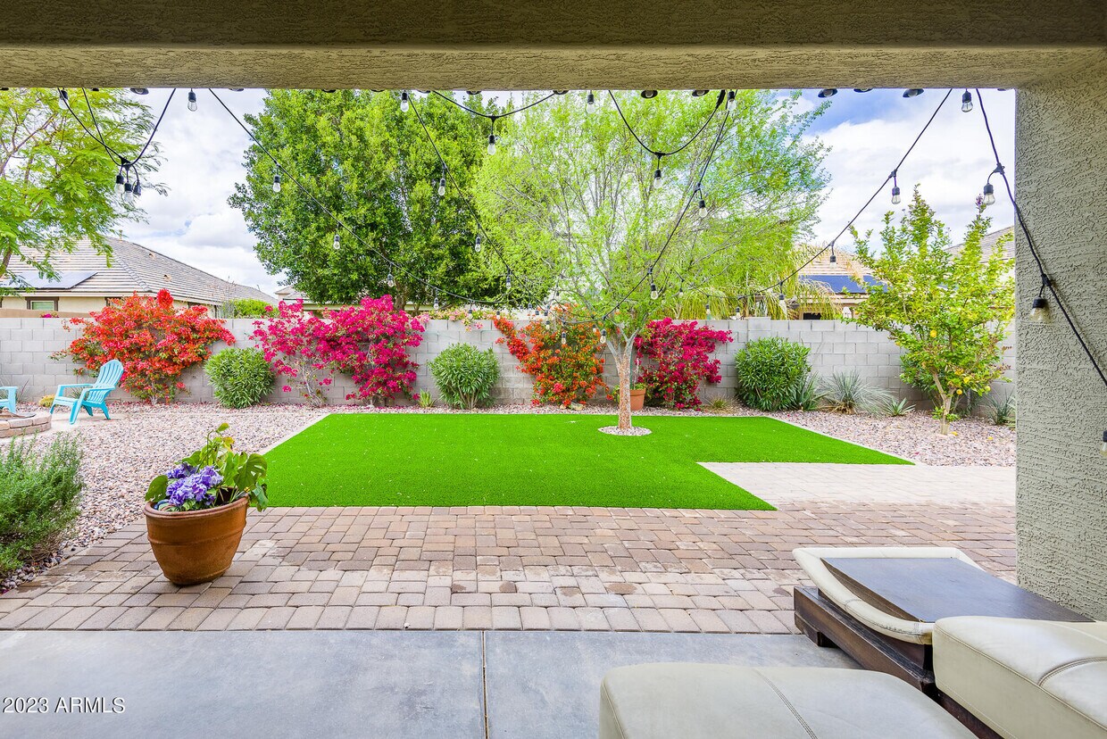 18328 W Saguaro Ln, Surprise, AZ 85388 House Rental in Surprise, AZ