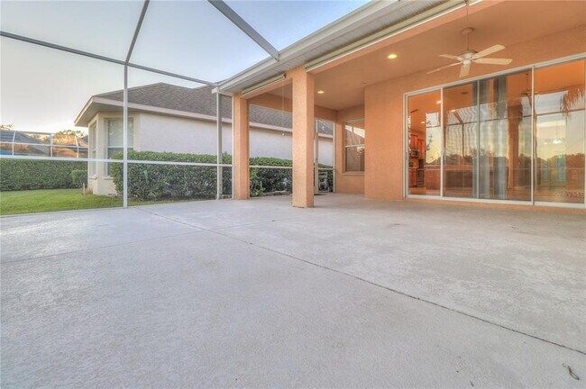 Foto del edificio - 10215 Evergreen Hill Dr