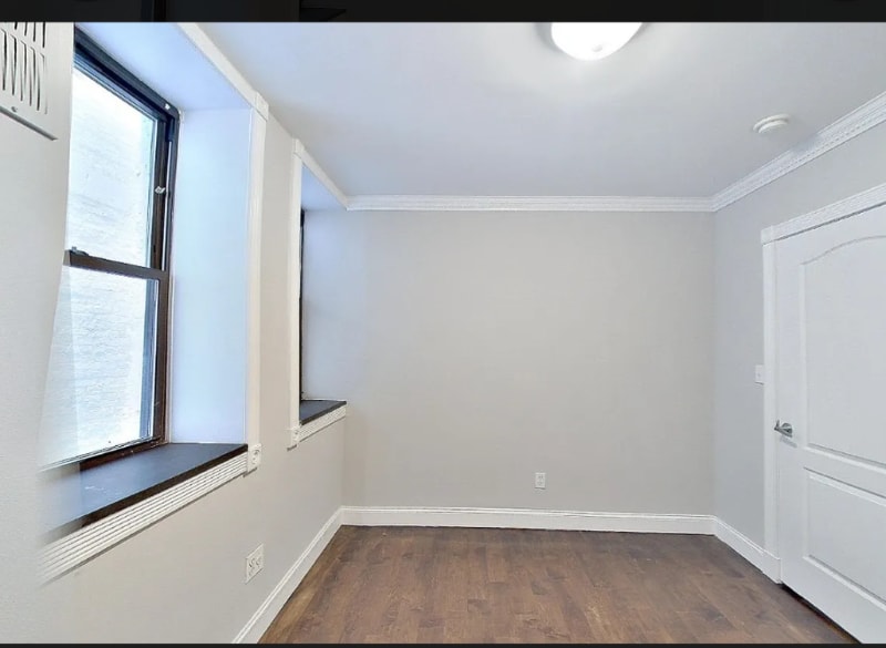 Building Photo - E. 25th St, 2nd Ave