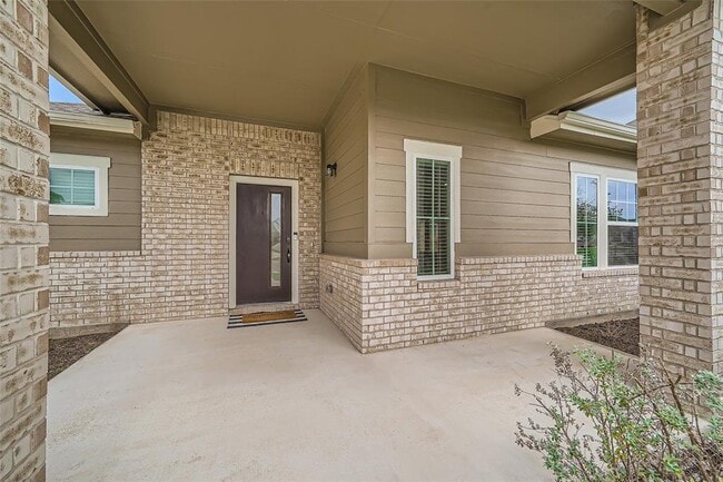 Building Photo - 9115 Looksee Ln