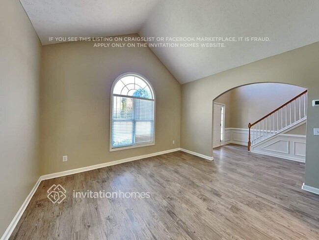 Foto del edificio - 1424 Fairbrooke Ct