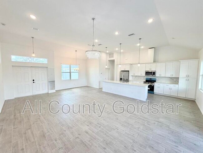 Building Photo - 14300 Kay Ln