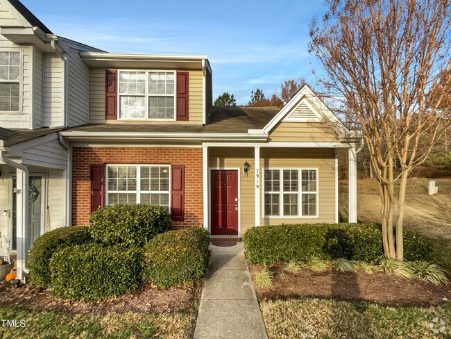 Building Photo - Room in Townhome on Averette Hill Dr