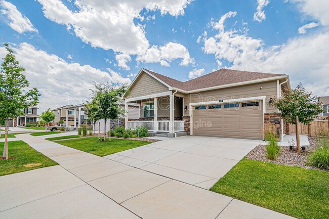 Building Photo - 6037 N Halifax Ct