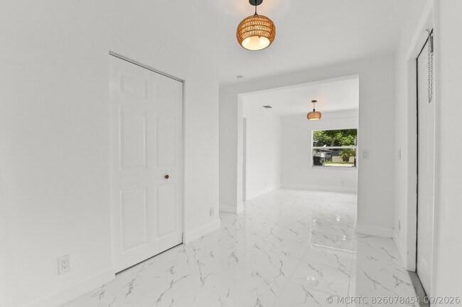 Foto del edificio - 515 Putnam Rd