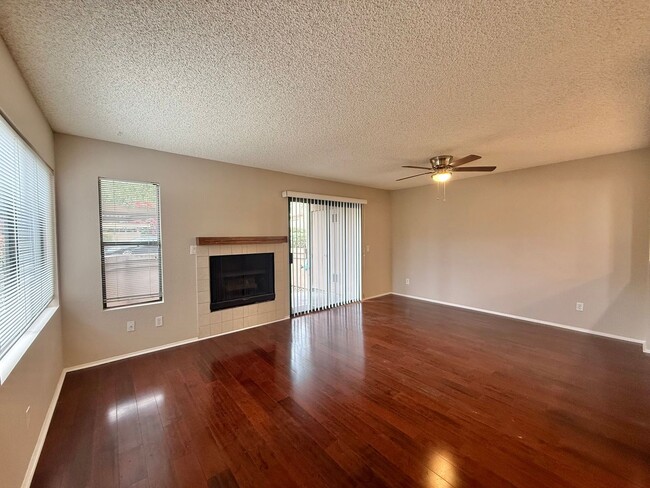 Building Photo - Experience the Charm of This Beautifully U...