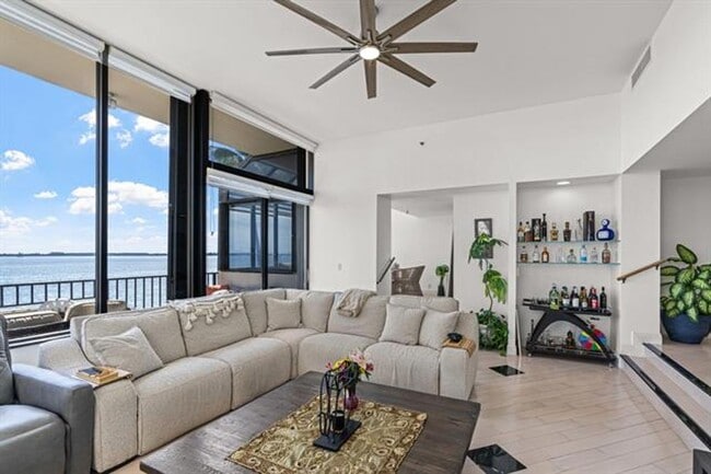 Photo - 520 Brickell Key Dr Apartment