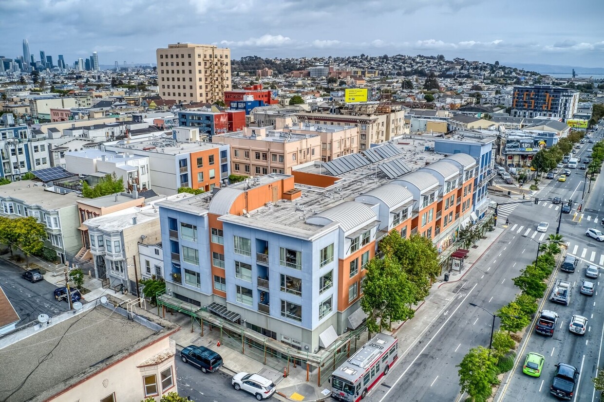 Primary Photo - Condo for Rent in the Mission District - $...