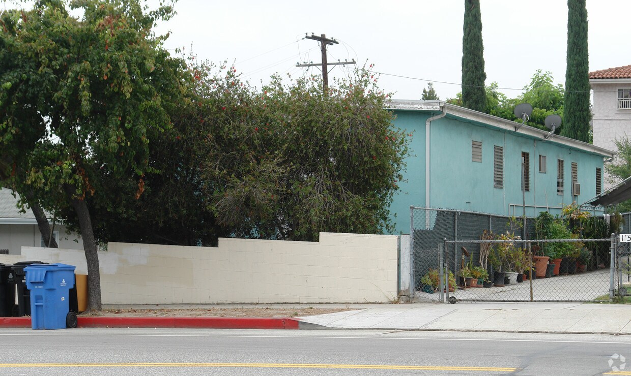 Building Photo - 1140 Colorado Blvd