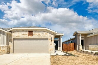 Building Photo - 645 Fallow Dr