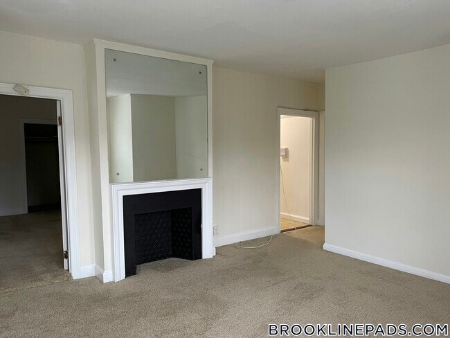 Foto del edificio - 1223 Beacon St
