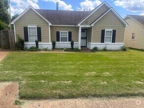 Building Photo - 4701 Lindawood Ln