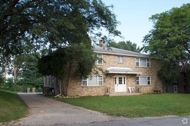 Foto del edificio - 5016 Camden Rd