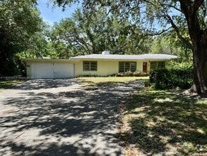 Building Photo - 8055 SW 122nd St