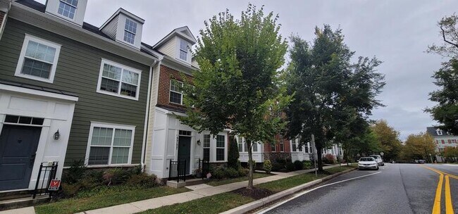 Foto del edificio - 5757 Richards Valley Rd