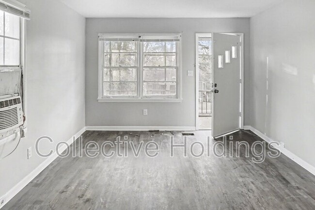 Building Photo - 7341 Rome Ave