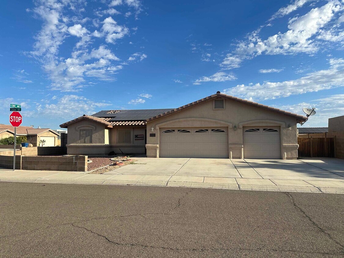 Foto principal - 11138 E 26th St